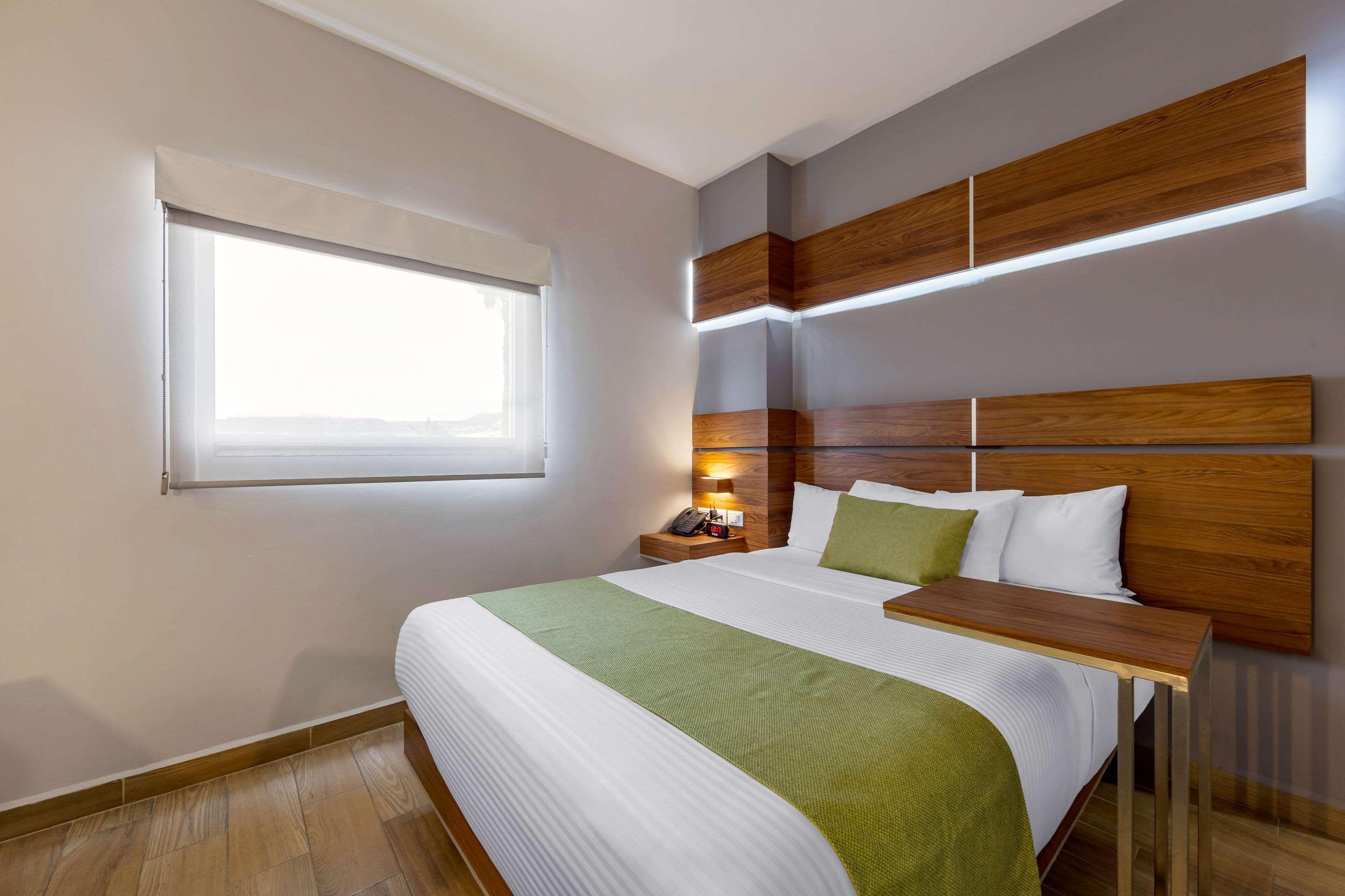 Sleep Inn Tijuana Buitenkant foto