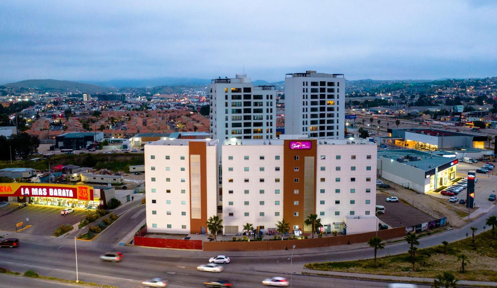 Sleep Inn Tijuana Buitenkant foto