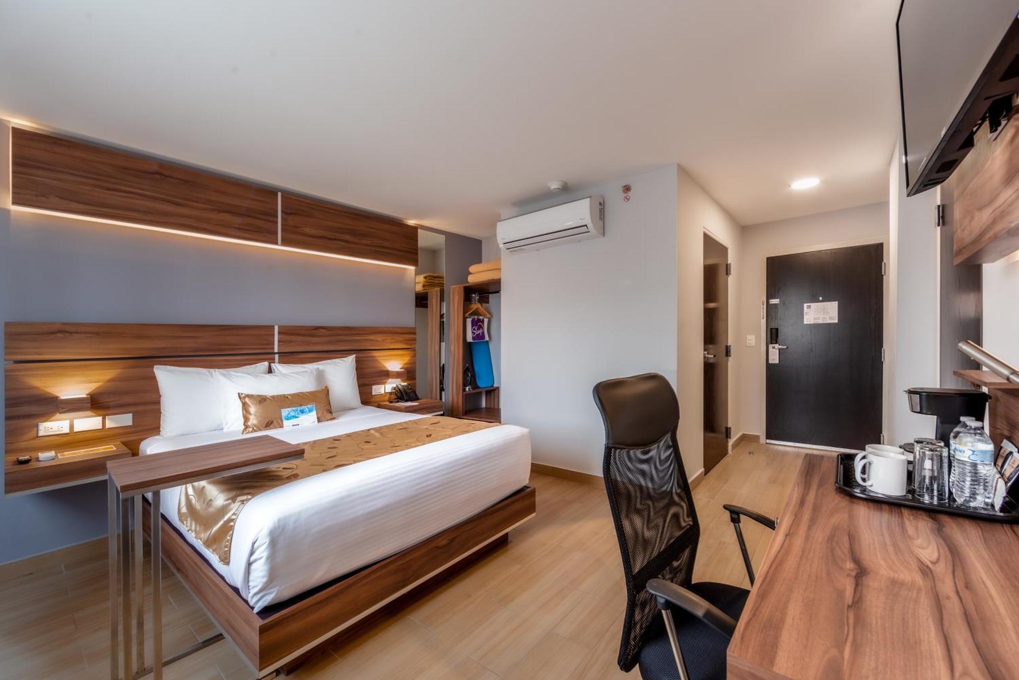 Sleep Inn Tijuana Buitenkant foto